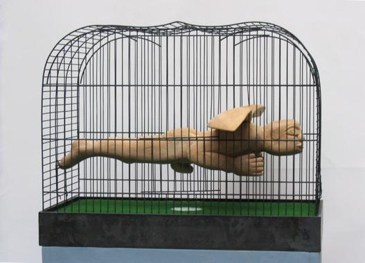 FLUGMANN IM KÄFIG, Holz, Stahl, Kunststoff, H. 52cm, B.65cm, 66cm, 2006