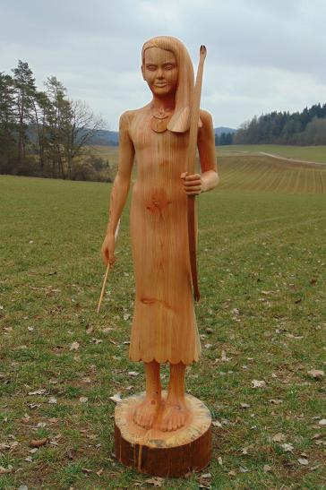 DIE BOGENSCHÜTZIN, Kiefernholz, H.178cm, B.47cm, 2021