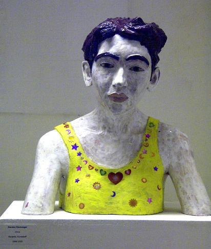 SIE HAT IHRE WURZELN IN ISRAEL, Keramik mit Aufklebern, H. 45cm, B.43cm, 1998